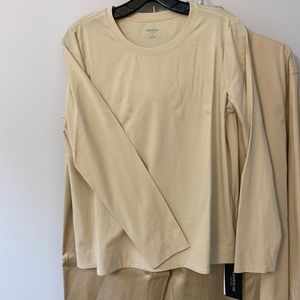 Beautiful long sleeve top 100% cotton